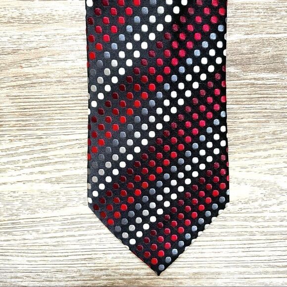 Geoffrey Beene  polka dot tie - Picture 2 of 12